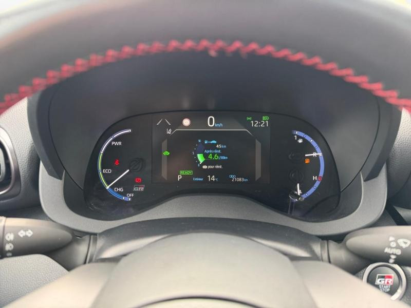 Occasion TOYOTA Yaris Cross 116h GR Sport MY22 2023 Blanc Nacré/Toit Noir 23490 € à Lesménils