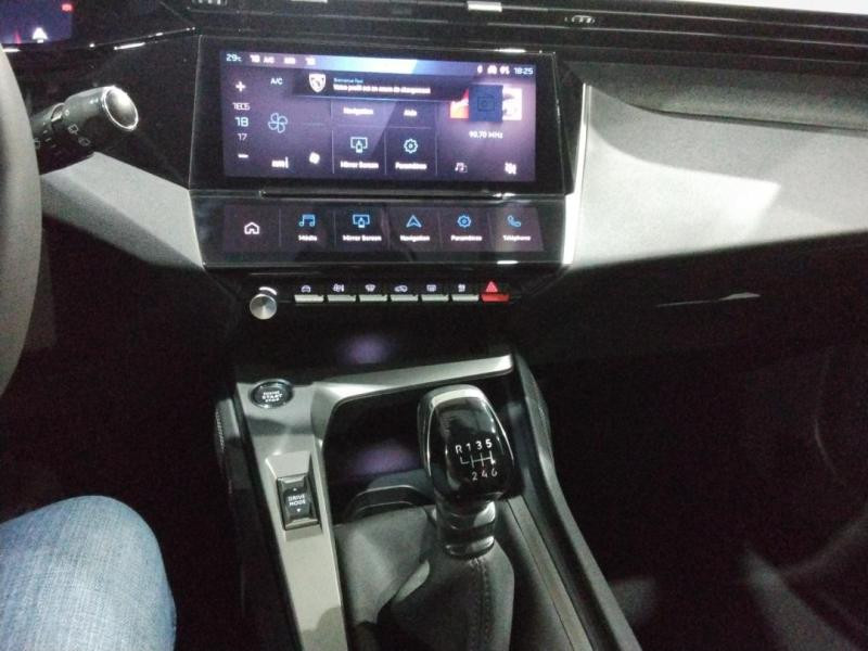 Used PEUGEOT 308 1.2 PureTech 130ch S&S Allure Pack 2023 Blanc Okénite (M) € 19190 in Lesménils