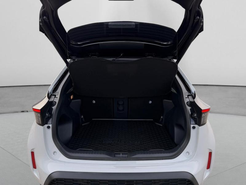 Occasion TOYOTA Yaris Cross 116h GR Sport MY22 2023 Blanc Nacré/Toit Noir 23490 € à Lesménils