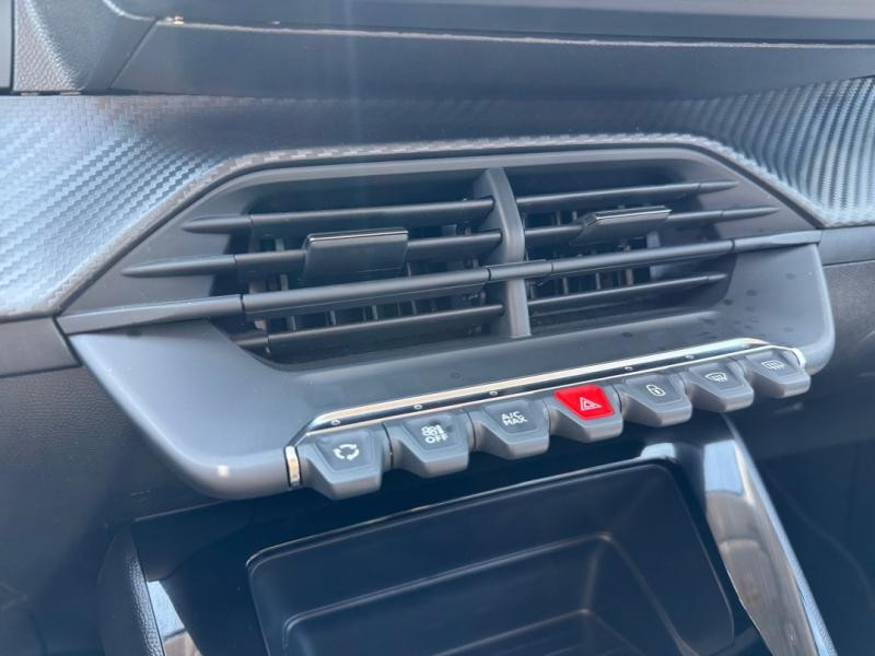 Used PEUGEOT 208 1.2 PureTech 75ch S&S Like 2021 Noir Perla Nera (M) € 10870 in Lesménils