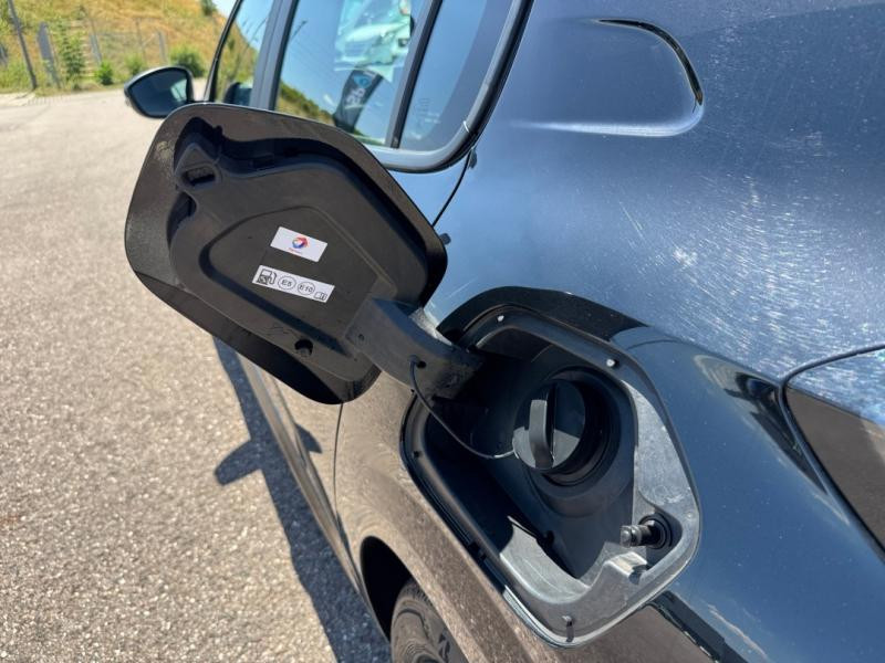 Used PEUGEOT 208 1.2 PureTech 75ch S&S Like 2021 Noir Perla Nera (M) € 10870 in Lesménils