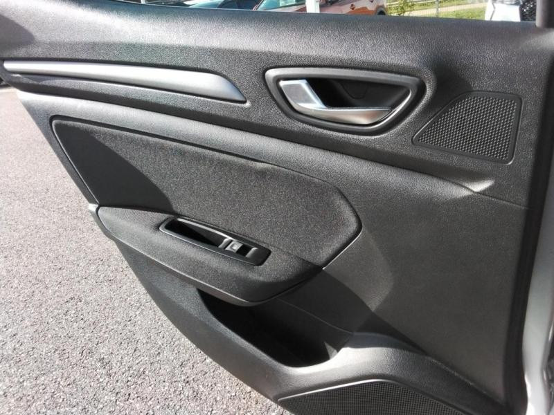 Occasion RENAULT Megane 1.5 Blue dCi 115ch Evolution EDC 2023 Gris Titanium 18990 € à Lesménils