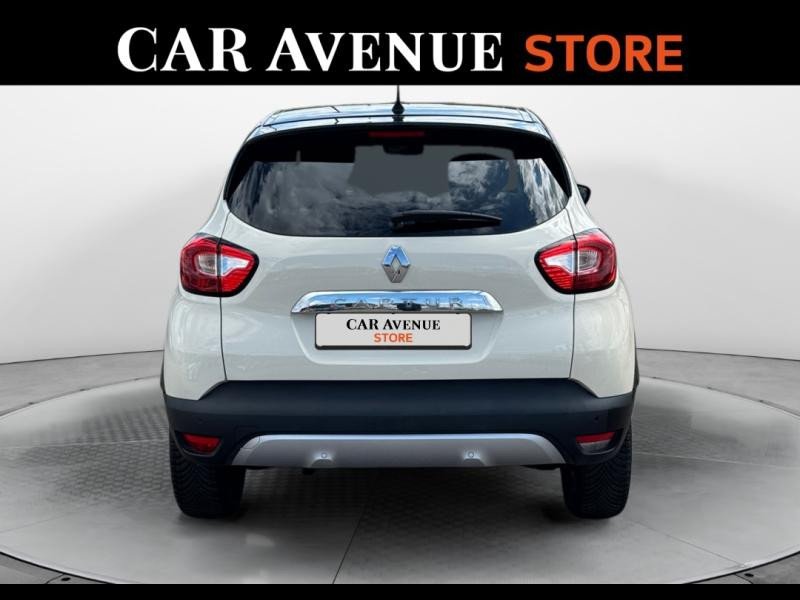 Occasion RENAULT Captur 1.2 TCe 120ch Stop&Start energy Wave Euro6 2016 2016 Blanc nacré / Toit Noir Etoilé 10380 € à Lesménils