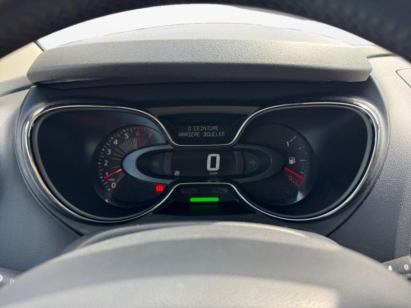 Occasion RENAULT Captur 1.2 TCe 120ch Stop&Start energy Wave Euro6 2016 2016 Blanc nacré / Toit Noir Etoilé 10380 € à Lesménils