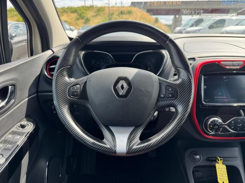 Occasion RENAULT Captur 1.2 TCe 120ch Stop&Start energy Wave Euro6 2016 2016 Blanc nacré / Toit Noir Etoilé 10380 € à Lesménils