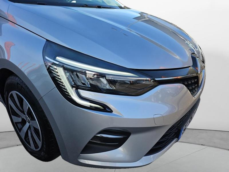 Used RENAULT Clio 1.0 TCe 90ch Evolution 2023 Gris Platine € 16390 in Lesménils