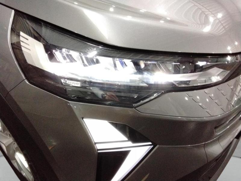 Occasion RENAULT Captur 1.0 TCe 90ch Evolution 2024 Gris Cassiopée 18990 € à Lesménils