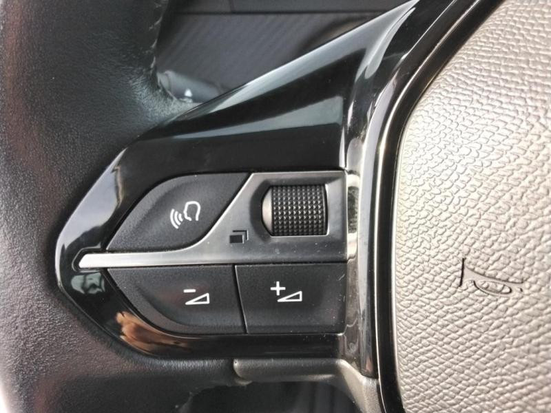 Occasion PEUGEOT 208 Affaire 1.5 BlueHDi 100 Premium Pack 2021 Blanc Banquise 8990 € à Lesménils