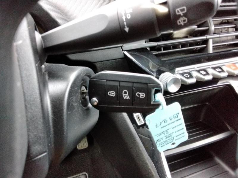 Occasion PEUGEOT 208 Affaire 1.5 BlueHDi 100 Premium Pack 2021 Blanc Banquise 8990 € à Lesménils