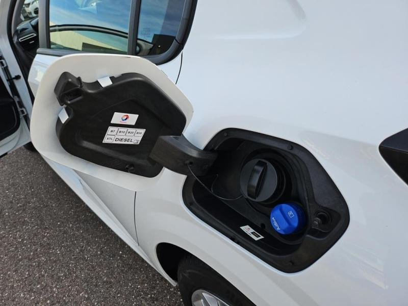 Occasion PEUGEOT 208 Affaire 1.5 BlueHDi 100 Premium Pack 2021 Blanc Banquise 8990 € à Lesménils