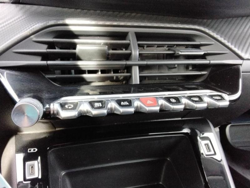 Occasion PEUGEOT 208 Affaire 1.5 BlueHDi 100 Premium Pack 2021 Blanc Banquise 8990 € à Lesménils