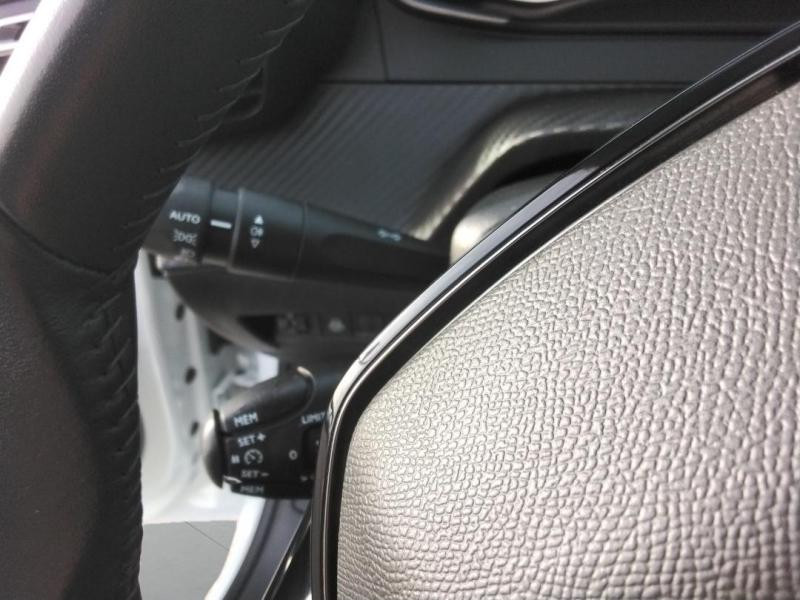 Occasion PEUGEOT 208 Affaire 1.5 BlueHDi 100 Premium Pack 2021 Blanc Banquise 8990 € à Lesménils