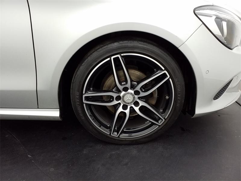 Used MERCEDES-BENZ CLA Shooting Brake 220 d Fascination 7G-DCT 2017 Gris Montagne € 19790 in Lesménils