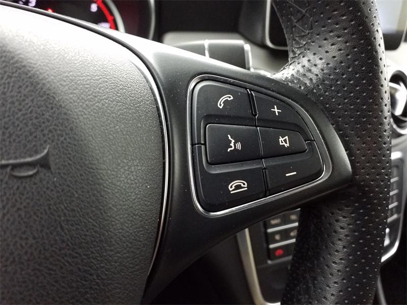 Used MERCEDES-BENZ CLA Shooting Brake 220 d Fascination 7G-DCT 2017 Gris Montagne € 19790 in Lesménils