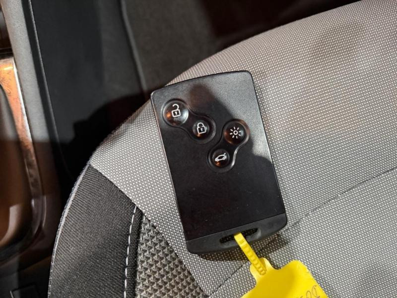 Occasion RENAULT Captur 1.5 dCi 90ch Stop&Start energy Intens eco² 2014 Beige 8990 € à Lesménils