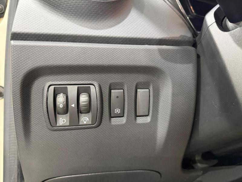 Occasion RENAULT Captur 1.5 dCi 90ch Stop&Start energy Intens eco² 2014 Beige 8990 € à Lesménils
