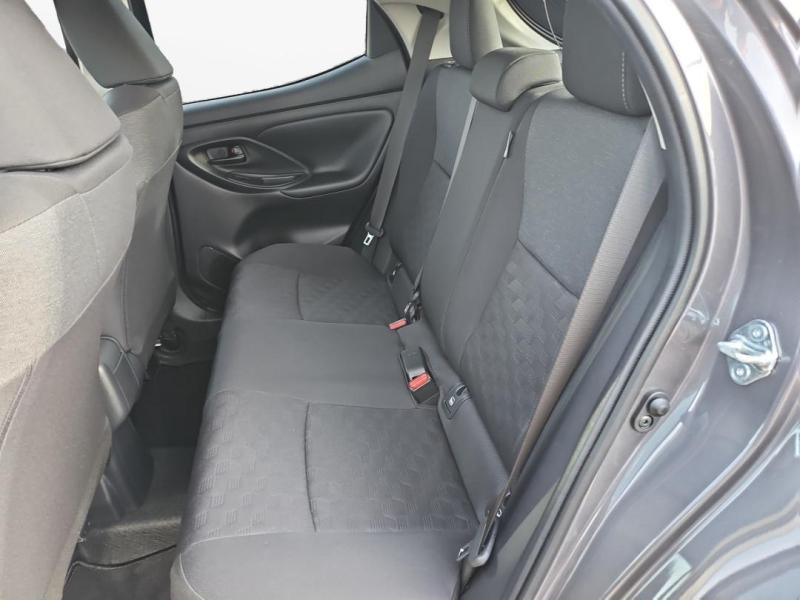 Occasion TOYOTA Yaris 116h Design 5p MY22 2024 Blanc 20990 € à Lesménils