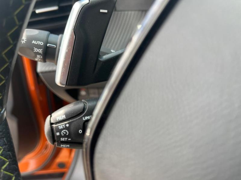 Used PEUGEOT 2008 1.2 PureTech 130ch S&S GT Line EAT8 7cv 2020 Orange Fusion (M) € 15840 in Lesménils