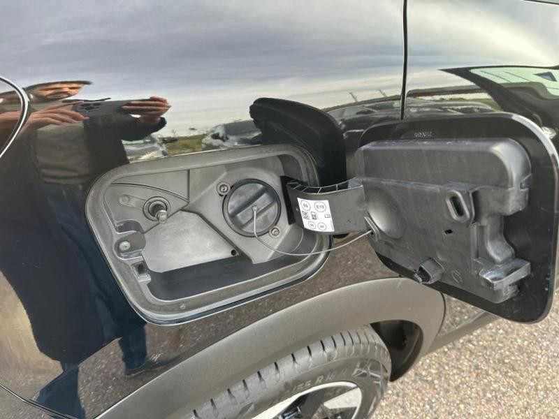 Occasion RENAULT Captur 1.0 TCe 90ch Techno 2024 Noir Etoilé/Grège perle 21990 € à Lesménils