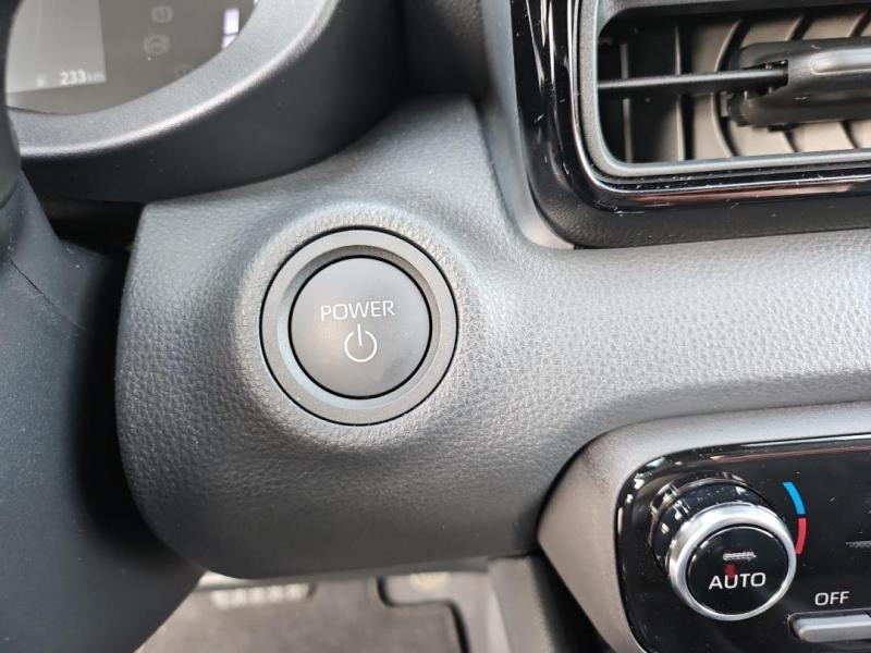 Occasion TOYOTA Yaris 116h Design 5p MY22 2024 Blanc 20990 € à Lesménils