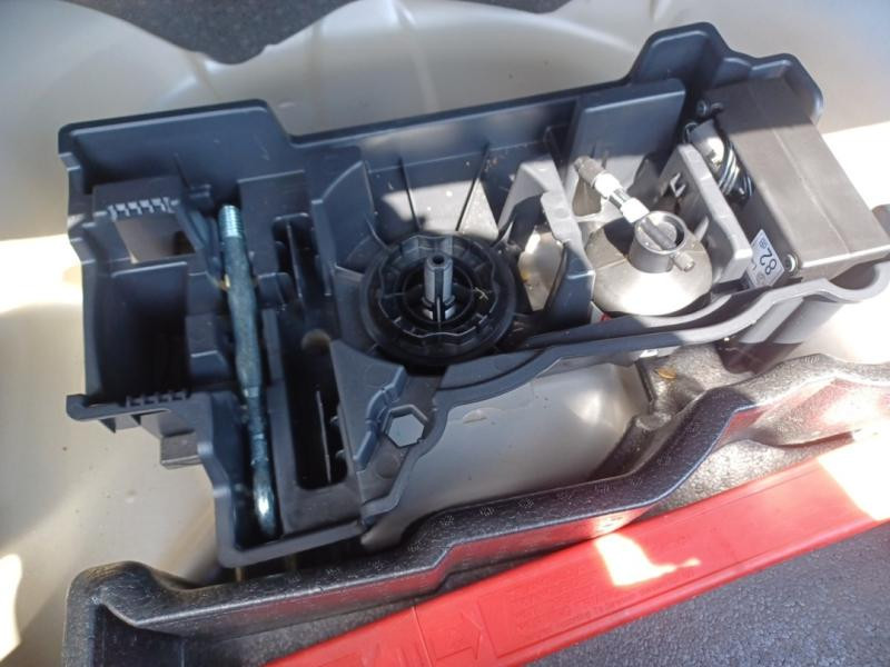 Used PEUGEOT 2008 1.2 PureTech 100ch S&S Allure 5cv 2020 Gris Artense (M) € 13370 in Lesménils