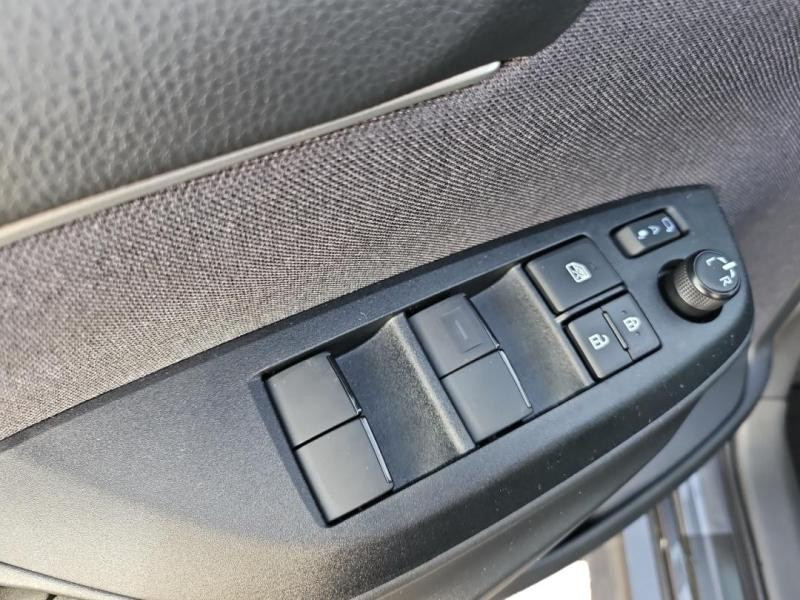 Occasion TOYOTA Yaris 116h Design 5p MY22 2024 Blanc 20990 € à Lesménils