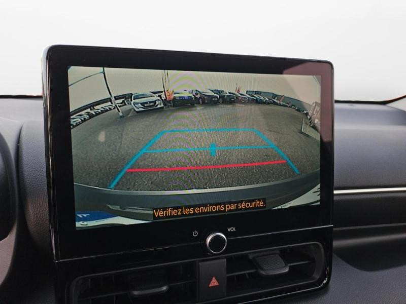 Occasion TOYOTA Yaris 116h Design 5p MY22 2024 Blanc 20990 € à Lesménils