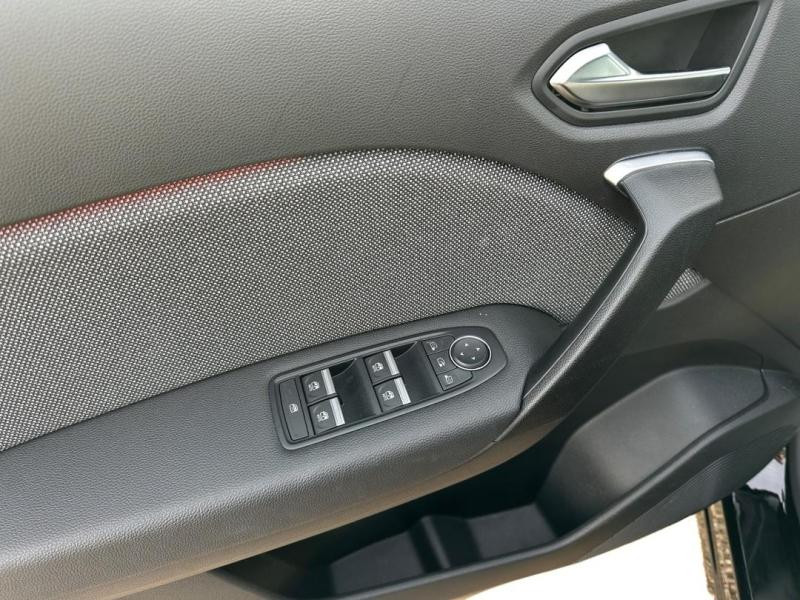 Occasion RENAULT Captur 1.0 TCe 90ch Techno 2024 Noir Etoilé/Grège perle 21990 € à Lesménils