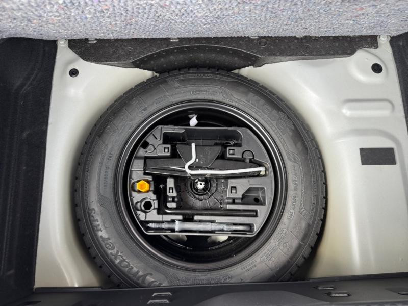 Used CITROEN C3 1.2 PureTech 110ch S&S Shine 120-123g 2022 Blanc Banquise (O) € 11880 in Lesménils