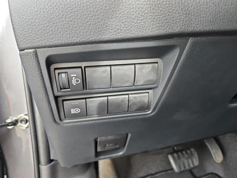 Occasion TOYOTA Yaris 116h Design 5p MY22 2024 Blanc 20990 € à Lesménils