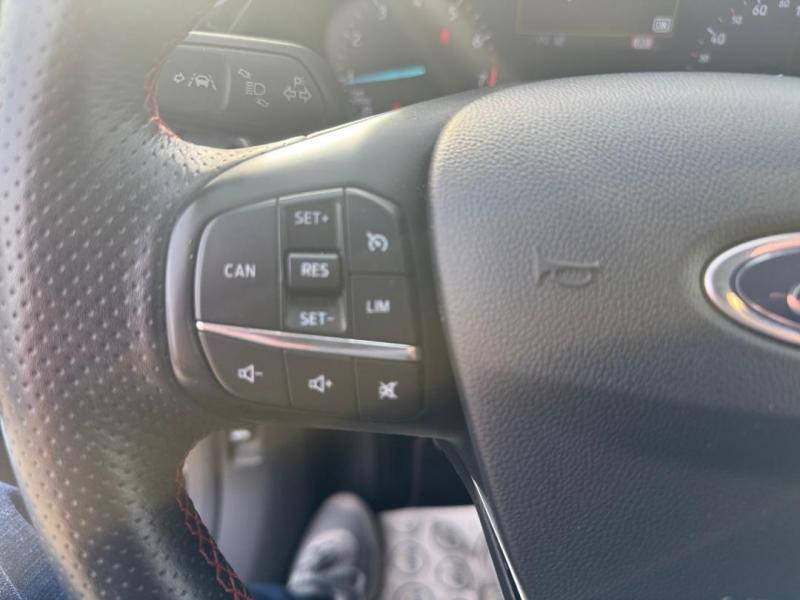 Used FORD Fiesta 1.0 EcoBoost 140ch Stop&Start ST-Line 3p Euro6.2 2019 Noir Shadow € 11490 in Lesménils