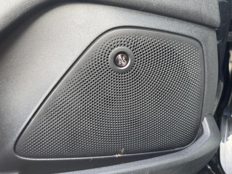 Used FORD Fiesta 1.0 EcoBoost 140ch Stop&Start ST-Line 3p Euro6.2 2019 Noir Shadow € 11490 in Lesménils