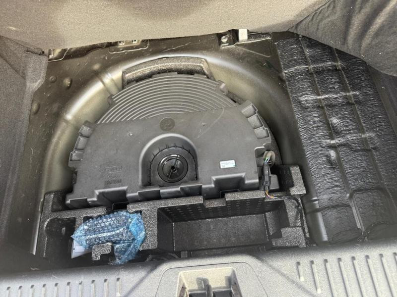 Used FORD Fiesta 1.0 EcoBoost 140ch Stop&Start ST-Line 3p Euro6.2 2019 Noir Shadow € 11490 in Lesménils