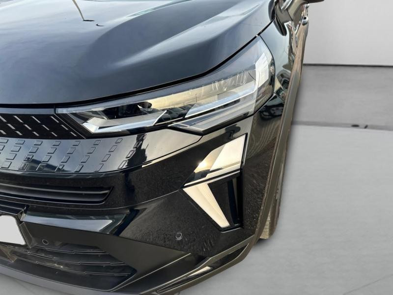 Used RENAULT Captur 1.0 TCe 90ch Techno 2024 Noir Etoilé/Grège perle € 21990 in Lesménils