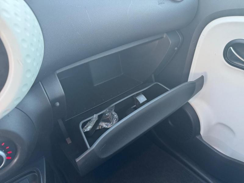 Occasion RENAULT Twingo 1.0 SCe 75ch Zen - 20 2020 Blanc 10490 € à Lesménils