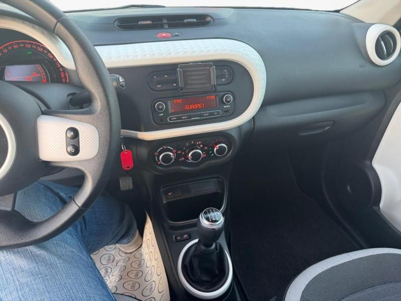 Occasion RENAULT Twingo 1.0 SCe 75ch Zen - 20 2020 Blanc 10490 € à Lesménils