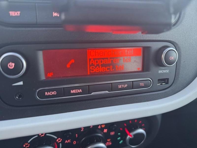 Occasion RENAULT Twingo 1.0 SCe 75ch Zen - 20 2020 Blanc 10490 € à Lesménils