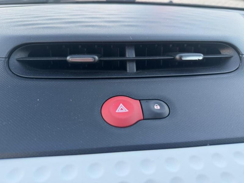 Occasion RENAULT Twingo 1.0 SCe 75ch Zen - 20 2020 Blanc 10490 € à Lesménils