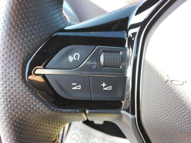 Occasion PEUGEOT 3008 1.2 PureTech 130ch S&S GT 2023 Noir 22890 € à Lesménils