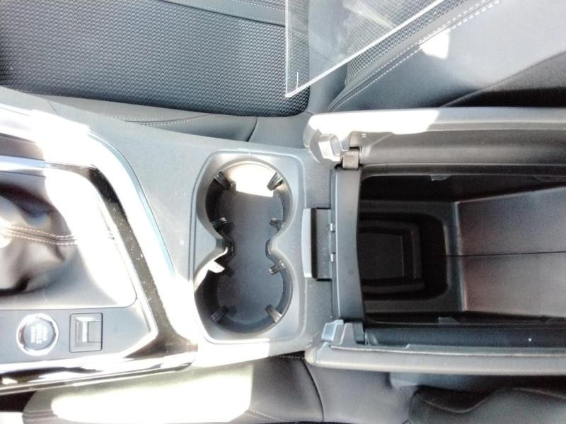 Occasion PEUGEOT 3008 1.2 PureTech 130ch S&S GT 2023 Noir 22890 € à Lesménils