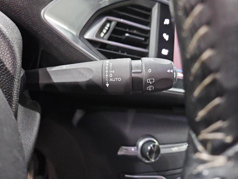 Used PEUGEOT 308 1.5 BlueHDi 130ch S&S Allure 2019 Bleu Magnetic € 12990 in Lesménils