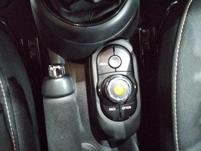 Occasion MINI Mini 5 Portes One  102ch 2021 Moonwalk Grey 19990 € à Lesménils