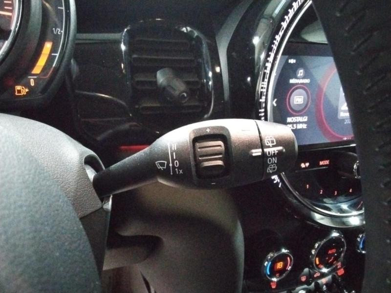 Occasion MINI Mini 5 Portes One  102ch 2021 Moonwalk Grey 19990 € à Lesménils