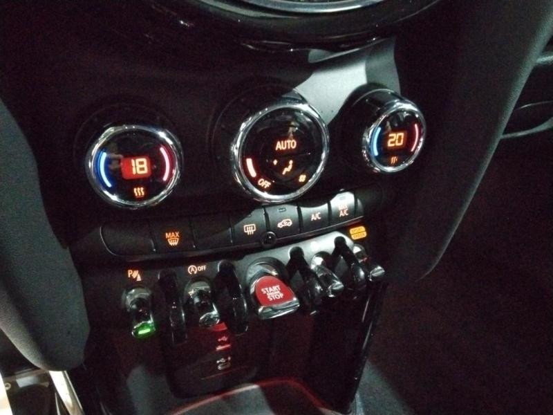 Occasion MINI Mini 5 Portes One  102ch 2021 Moonwalk Grey 19990 € à Lesménils