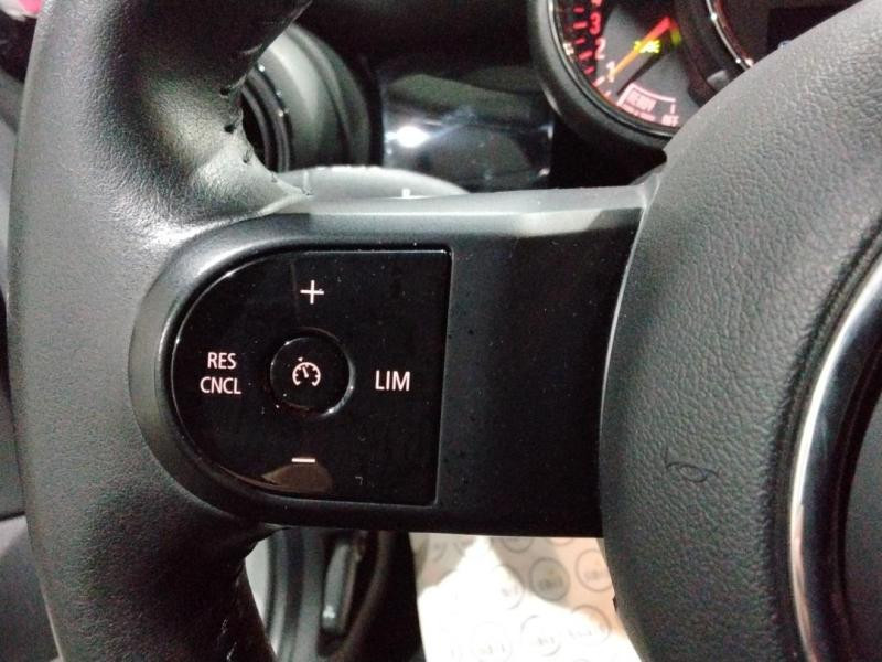 Occasion MINI Mini 5 Portes One  102ch 2021 Moonwalk Grey 19990 € à Lesménils