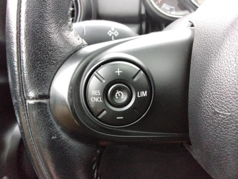 Occasion MINI Mini One 102ch 2017 Moonwalk Grey 10990 € à Lesménils