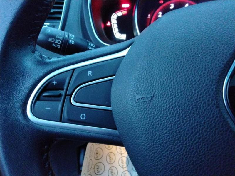 Occasion RENAULT Grand Scenic 1.3 TCe 140ch energy Business Intens 7 places 2018 Beige Dune 15990 € à Lesménils