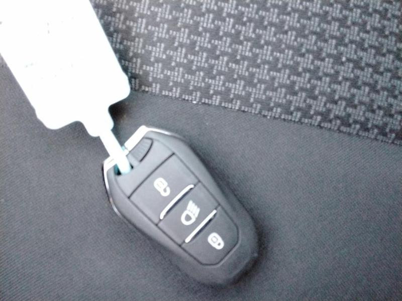 Occasion PEUGEOT 3008 1.5 BlueHDi 130ch S&S Active Pack 2023 Noir Perla Nera (M) 20990 € à Lesménils