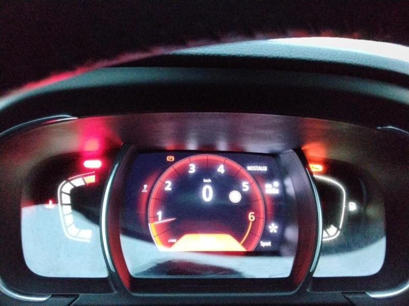 Occasion RENAULT Grand Scenic 1.3 TCe 140ch energy Business Intens 7 places 2018 Beige Dune 15990 € à Lesménils