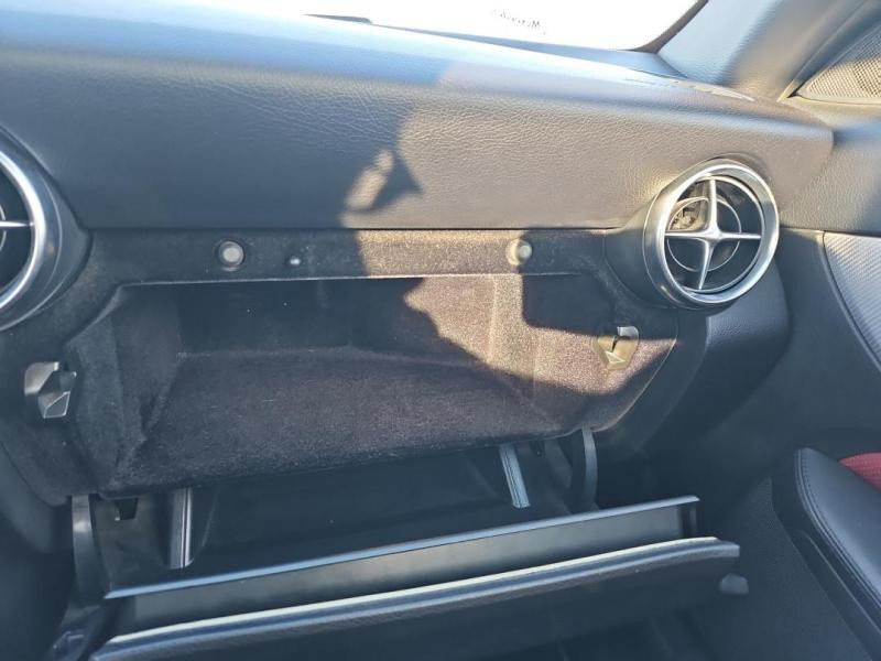 Occasion MERCEDES-BENZ SLC 180 156ch Executive 2018 Blanc diamant brillant 20990 € à Lesménils